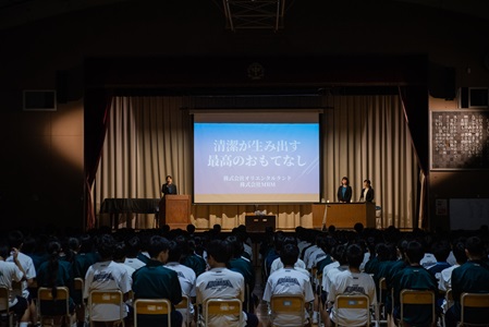職業講演会の様子1