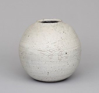 糠白釉壺の画像