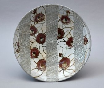 鉄絵銅彩椿紋大鉢の画像