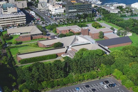 千葉県立美術館展示棟を上から見た画像