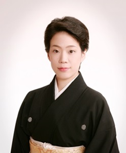 望月太左乃さん写真