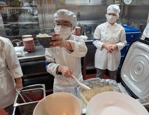 従業員食堂業務の体験の写真