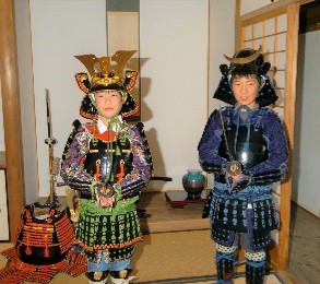 甲冑試着の画像