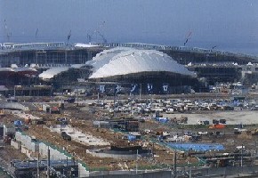 建設中の幕張メッセ