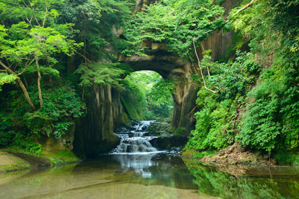 清水渓流広場（濃溝の滝・亀岩の洞窟）の写真