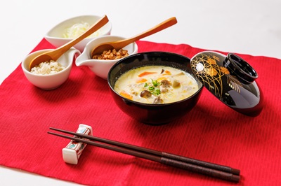 とんでもないうまさ白ごまミルク豚汁