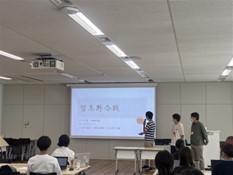 チーム「team fjb」が発表している写真(千葉工業大学会場2日目)