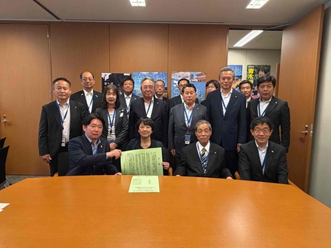 青木愛参議院議員へ要望