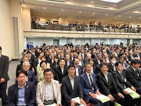 出席市町村長集合写真1枚目