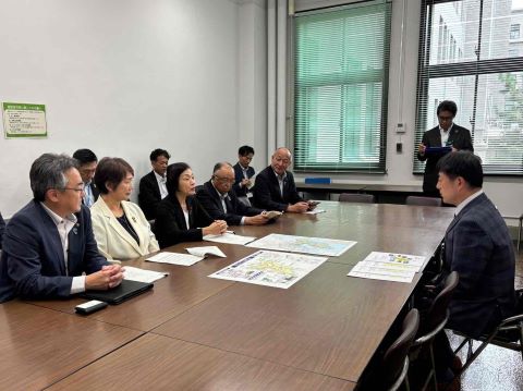 伴野主計局公共事業総括第二係主査面談状況