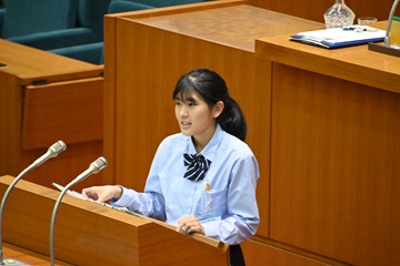 企画委員会の答弁の様子