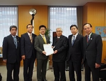 加藤一億総活躍担当大臣への要請 加藤一億総活躍担当大臣への要請