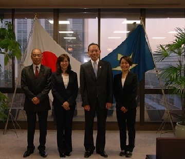 表敬訪問の様子