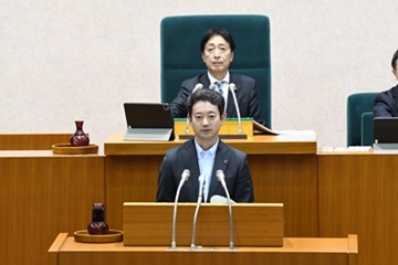 令和7年6月定例県議会開会日の様子