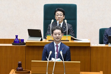 令和7年12月定例県議会開会日の様子