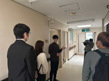 大多和医院の見学の様子