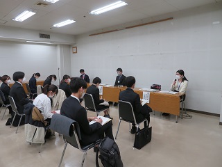 仕事説明会の写真（技術系職種）