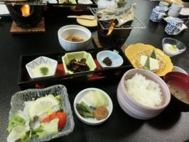 朝食