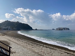 鋸南町竜島海岸の写真