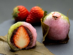 いちご桜餅の写真