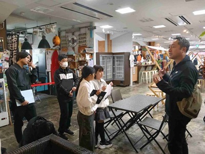 フィールドワークの様子