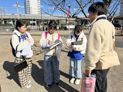 インタビューの様子