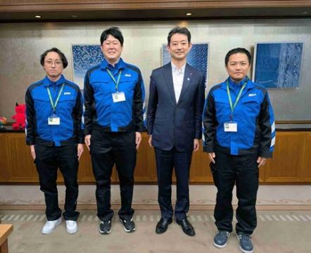 知事訪問時の様子