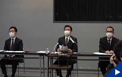 画像：4月5日配信の知事緊急会見動画にリンク設定しています