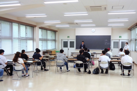 全体説明の様子