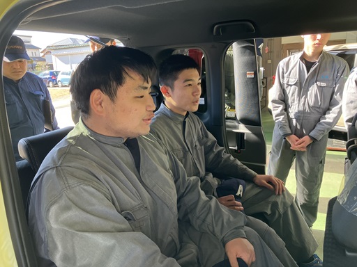 寄附車両の見学１