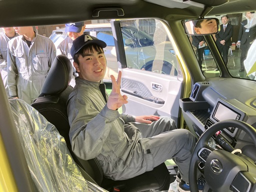 寄附車両の見学２