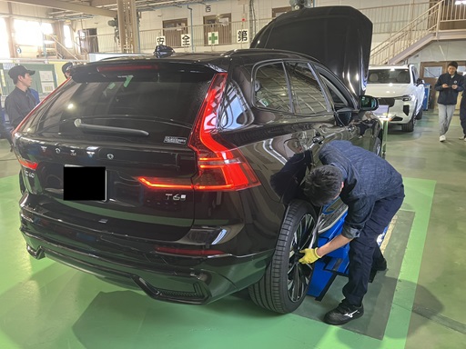 タイヤの脱着作業