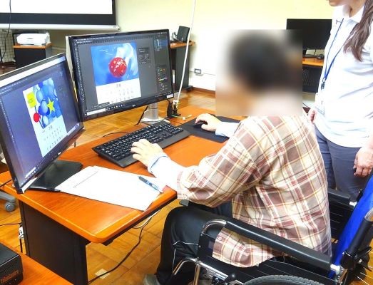 DTPWebデザインコース体験の様子