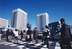 幕張新都心の朝の風景