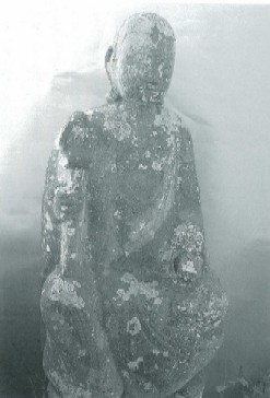 石造地蔵菩薩倚像一躯の写真