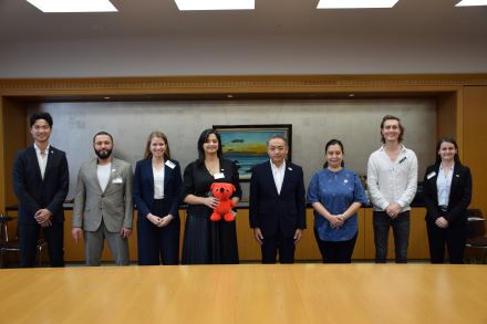 Courtesy call on Vice-Governor Anazawa