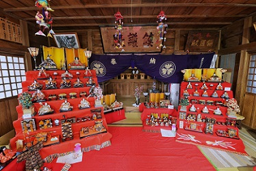 Nakayama  Hinamatsuri