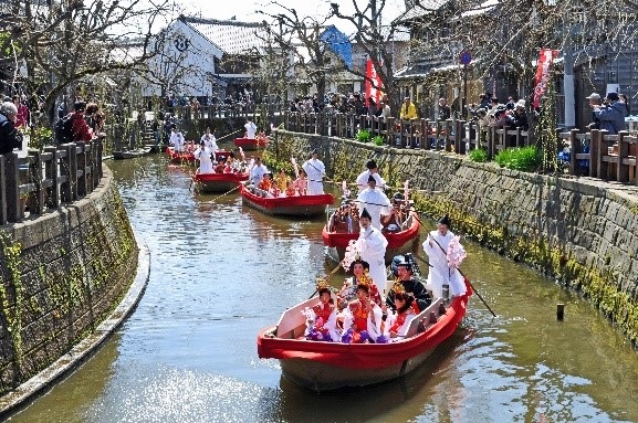 Sawara hinameguri