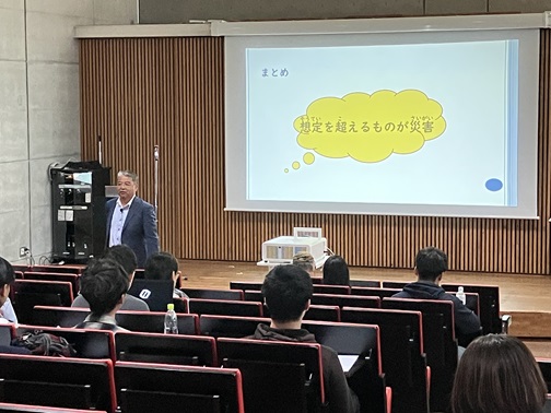 「災害時に外国人が直面する課題とボランティアの役割～留学生だからできるボランティア～」