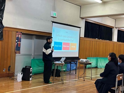 ウズベキスタンに関する講演