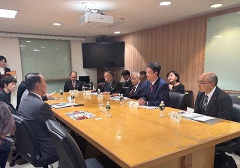 現地大手輸入商社等との意見交換の写真