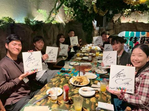 懇親会の様子の画像