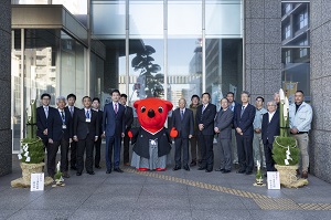 千葉県造園緑化協会門松寄贈式