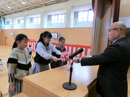 匝瑳市立吉田小学校 受賞式の写真