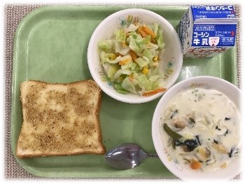 おおたかの森小学校の給食の写真