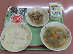 鎌足産野菜を使用した学校給食