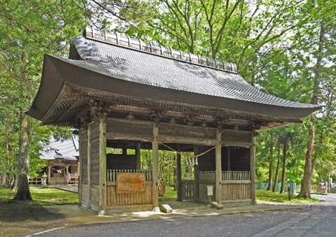 亀山神社山門
