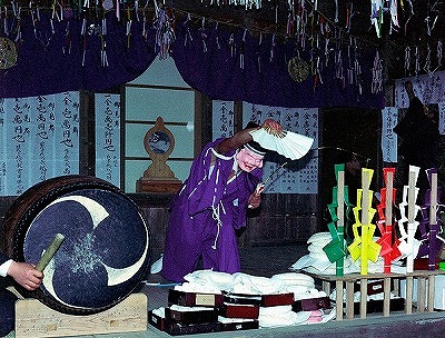 熊野神社の神楽