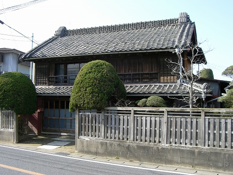 岩井家住宅主屋（旧武蔵屋店舗）