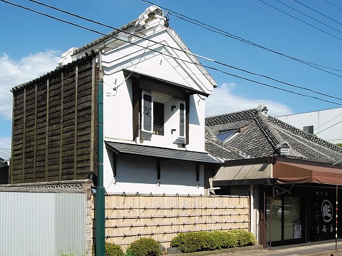 染織処谷屋土蔵（夢紫美術館）